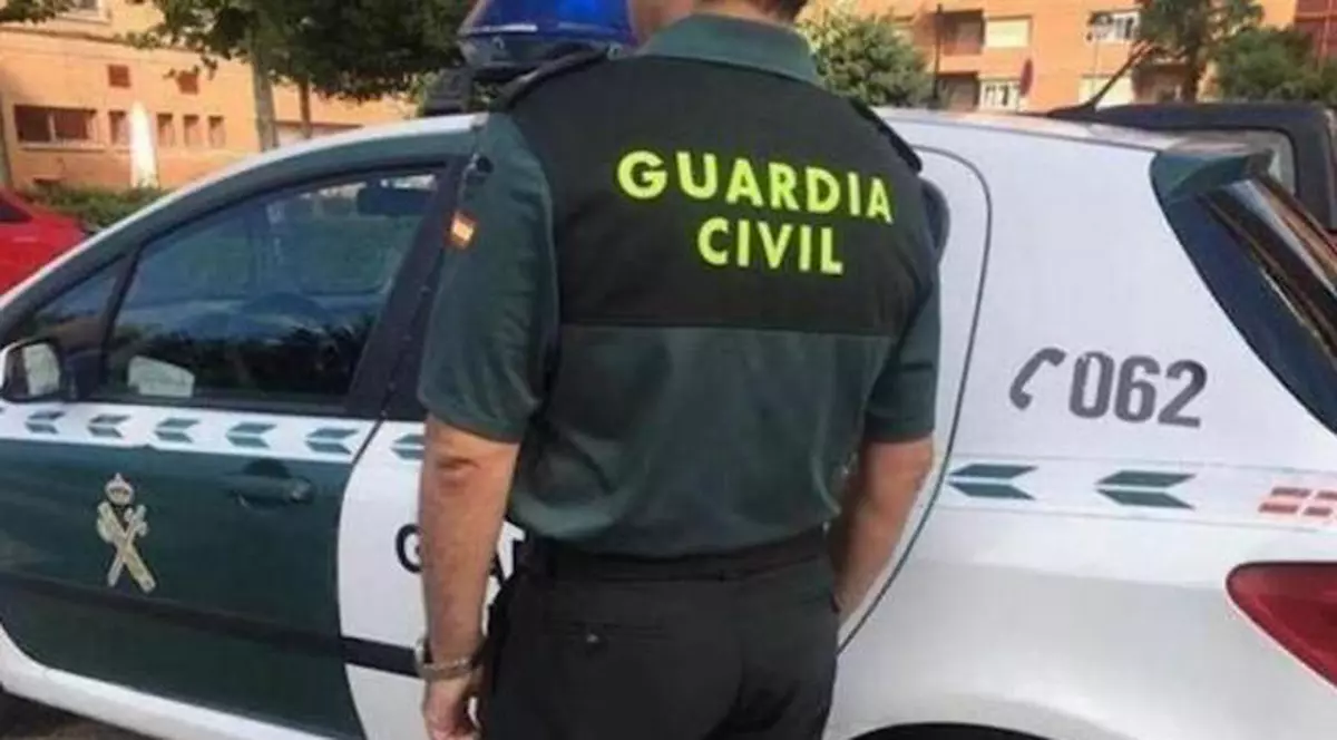 O bandă de hoți români din Spania a furat un generator electric de 15 tone. S-au folosit de un camion și de o macara tot furate!