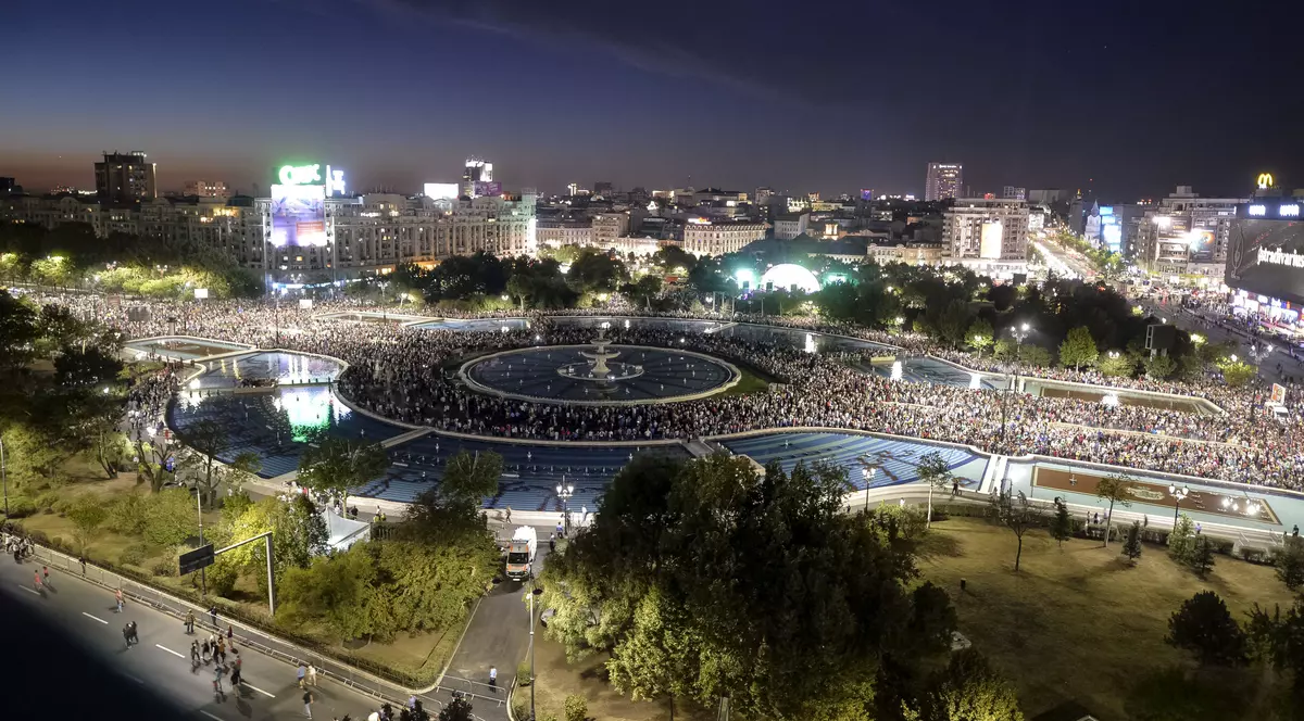 Primarul Gabriela Firea vrea să schimbe numele Parcului Unirii (foto Hepta)