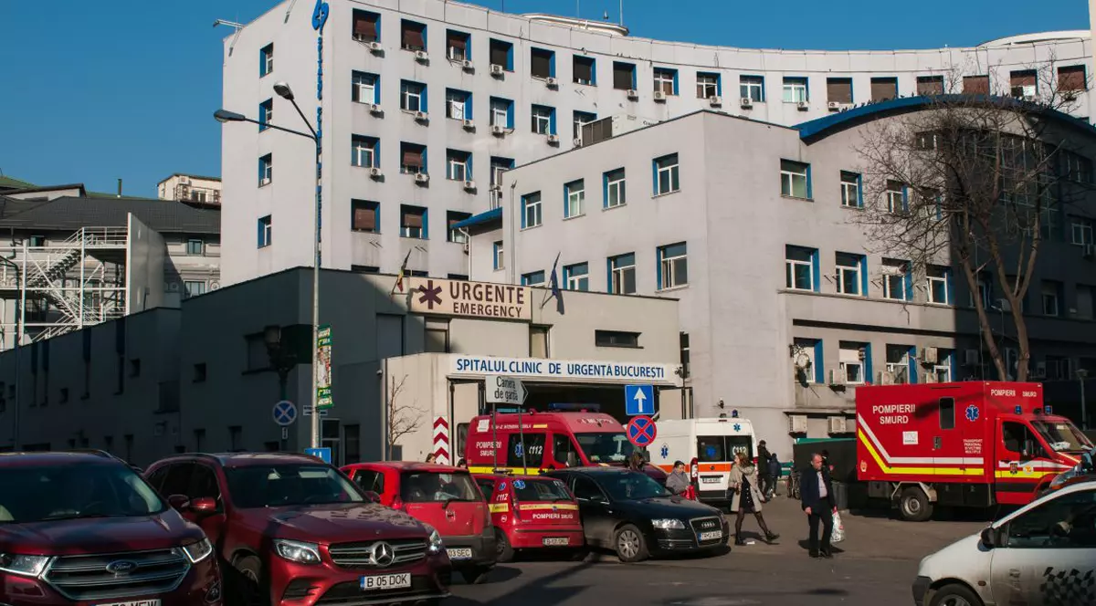 Incident șocant la spitalul Floreasca. O femeie de 66 de ani a luat foc pe masa de operații. „Pacienta fumega” și „focul a fost stins cu o găleată cu apă”