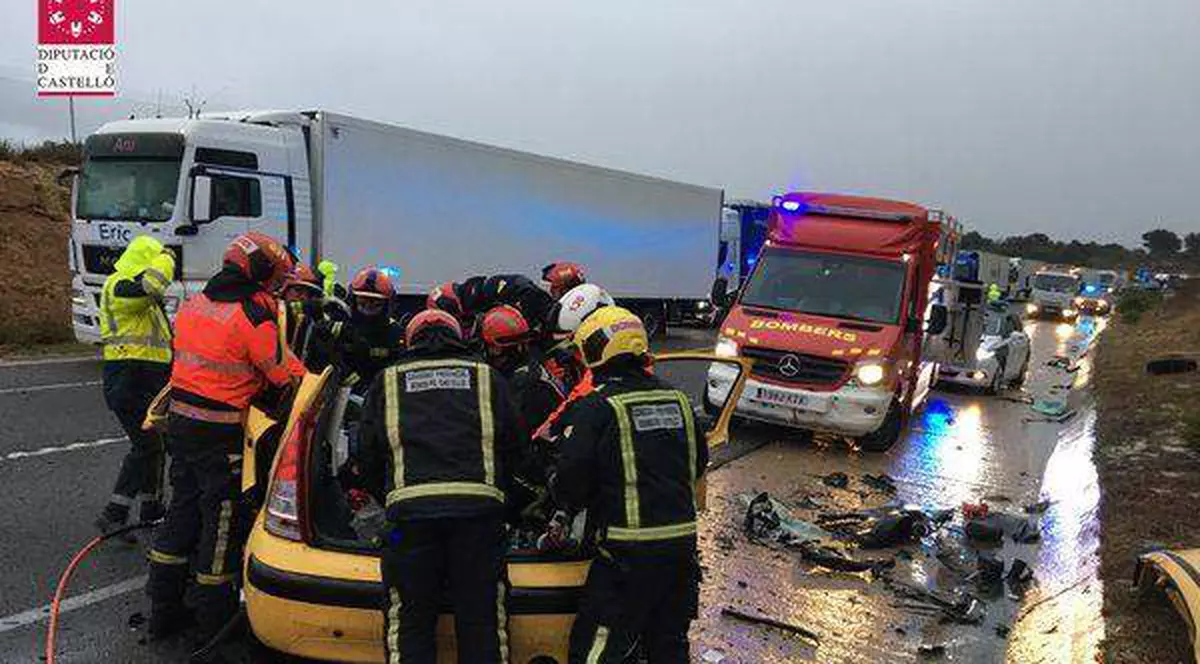 Patru români au murit în Spania în două accidente teribile petrecute la doar câteva ore distanță