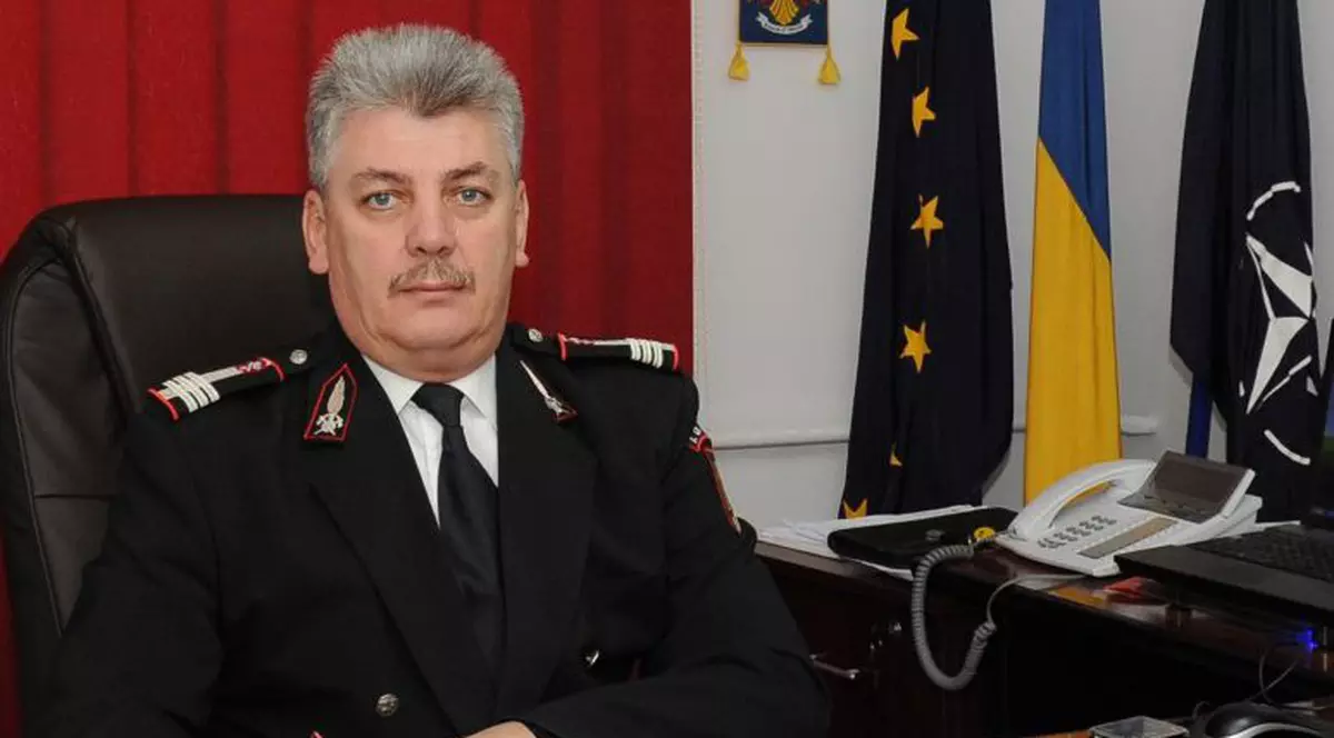 Inspectorul-șef al ISU Dolj a „uitat” că și-a angajat fiul. Despre subordonații nășiți: „Nu e rudenie, sunt relații de natură spirituală”