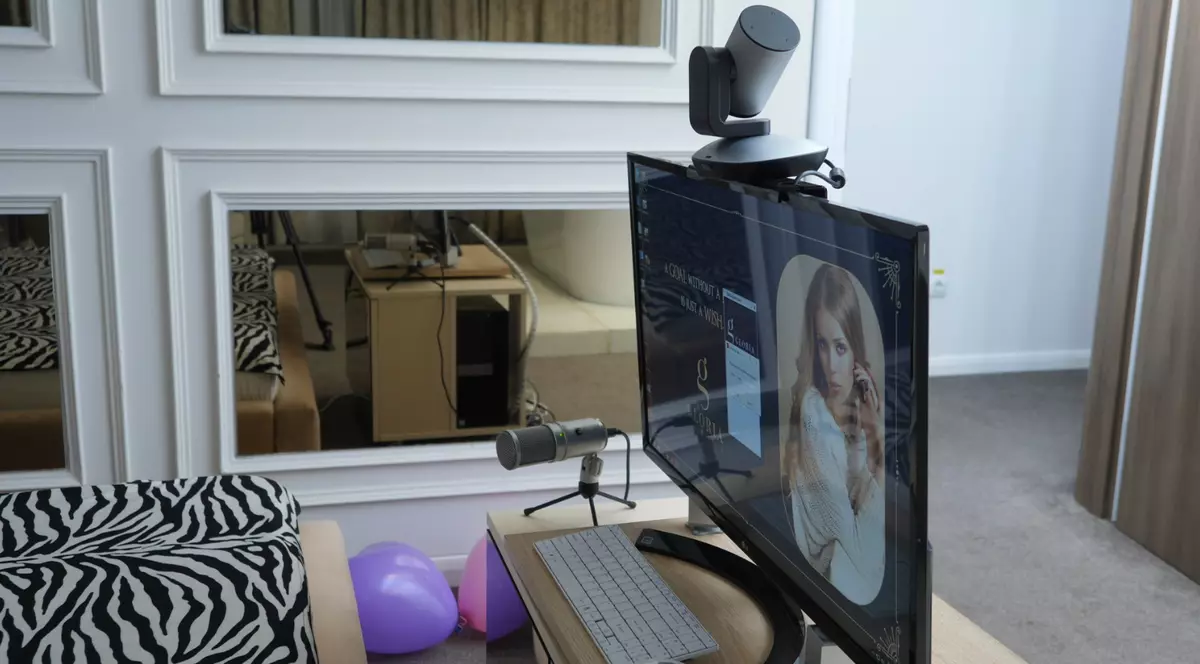 O femeie care nu a declarat banii din videochat, trimisă să lucreze în folosul comunității la o biserică