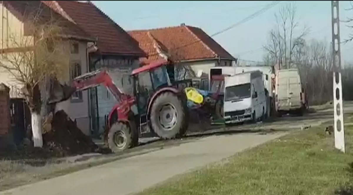 Cum s-a răzbunat un primar din Timiș pe un localnic care a aruncat molozul pe câmp. La final, îi dă și amendă