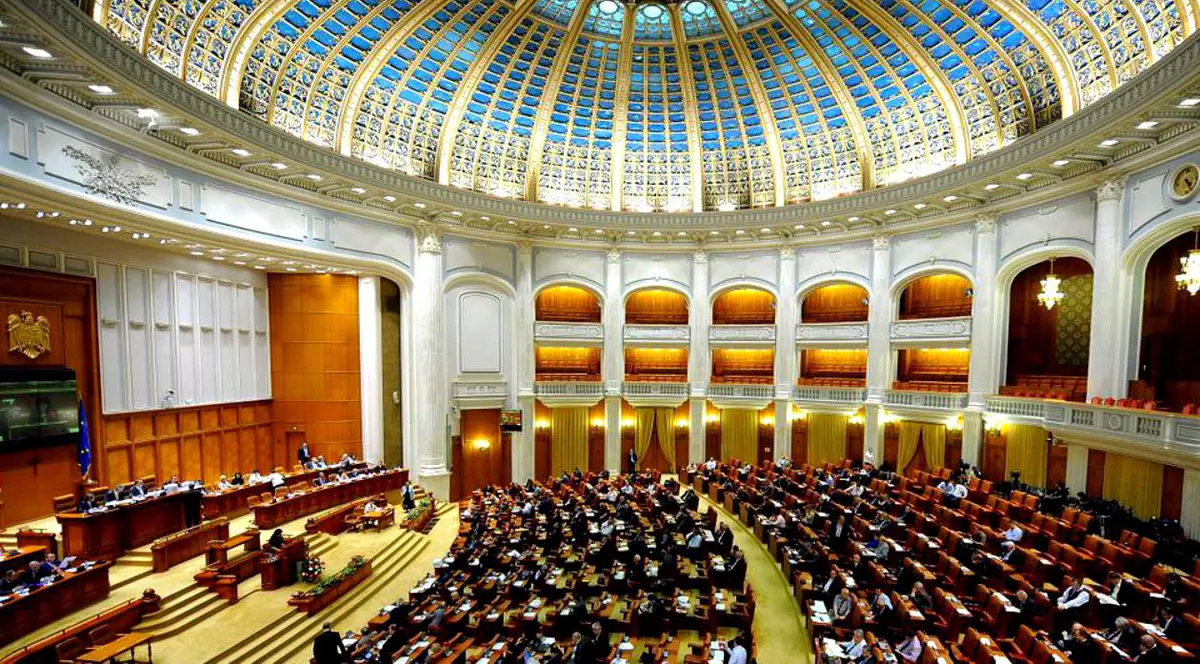 Alegeri locale în două tururi | Pro România lasă PSD în ofsaid; USR îi suspectează pe liberali de joc dublu