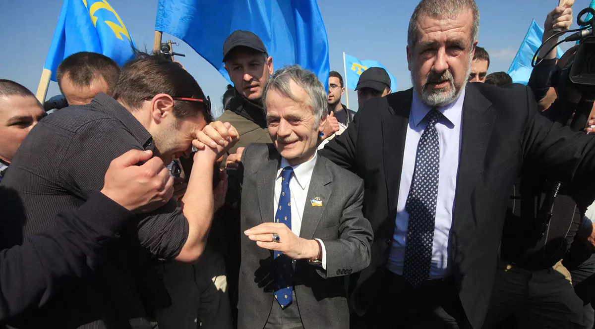 Mustafa Dzhemilev, disidentul interzis în Crimeea, care a stat 303 zile în greva foamei, povestește cum l-a refuzat pe Vladimir Putin la telefon