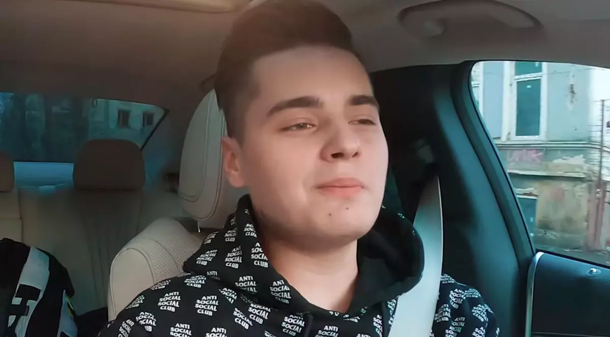 Monica Anisie îi răspunde lui Selly, după clipul viral în care vloggerul critică sistemul de învățământ. „Îl invit să fie parte a schimbărilor”