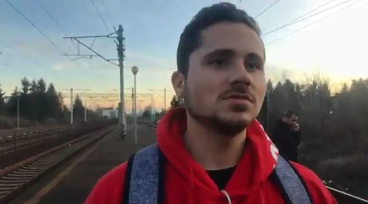 Un călător din trenul lovit de marfar în Ploieşti: „Multă lume ţipa, mulţi au ieşit afară!”