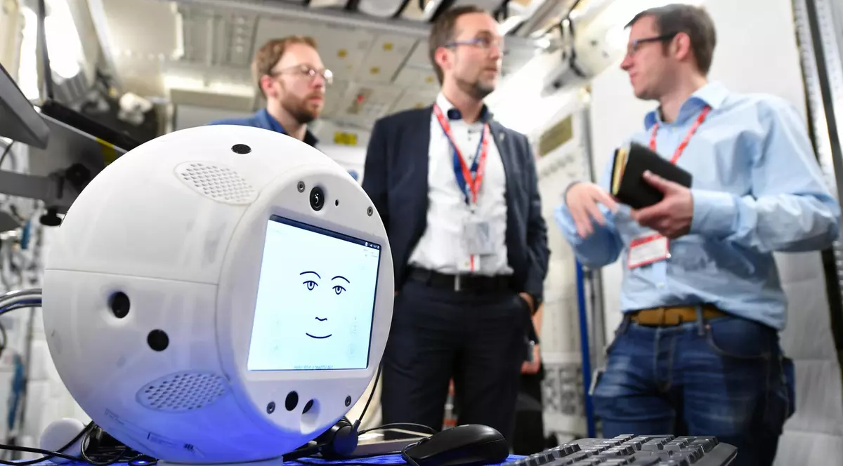 Un robot care detectează emoțiile / sursa foto: dlr.de﻿