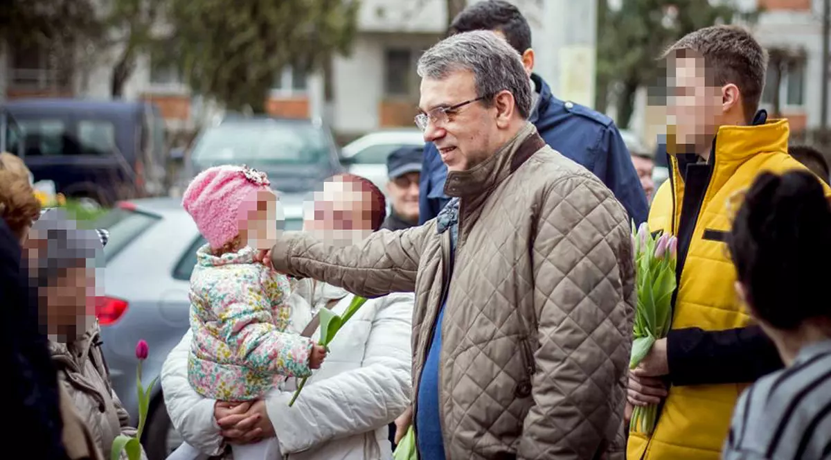 Un senator și-a anunțat candidatura la Primăria Constanța numindu-și adversarii ”autiști”. Mama unui copil cu autism: ”Vă invit să faceți efortul să îmi cunoașteți copilul”