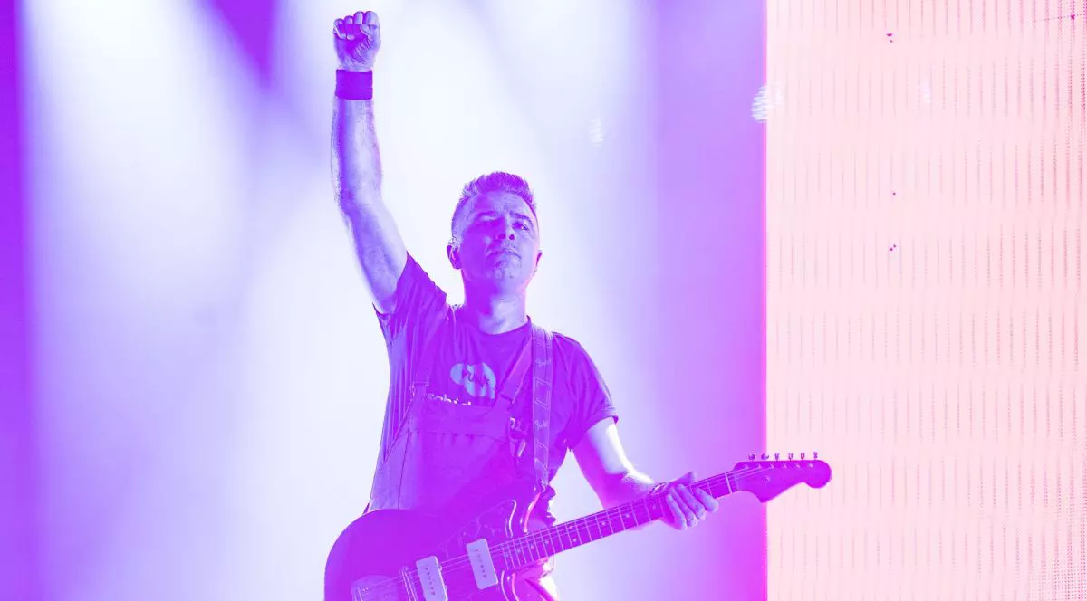 Trupa Vunk și Andra au decis să nu mai cânte la concertul orgnaizat de Institutul Revoluției Române după ce s-a aflat că instituția este prezidată de Ion Iliescu