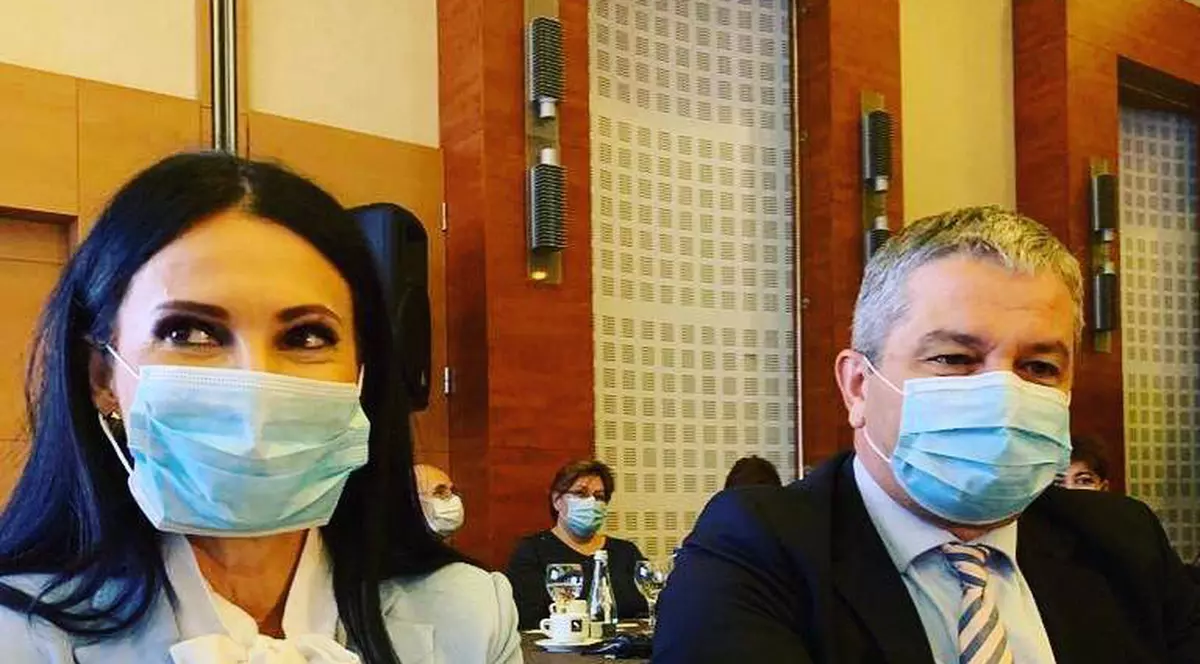 PSD anunţă că are ca prioritate legea vaccinării, după ce a blocat-o din 2017 în comisia de sănătate