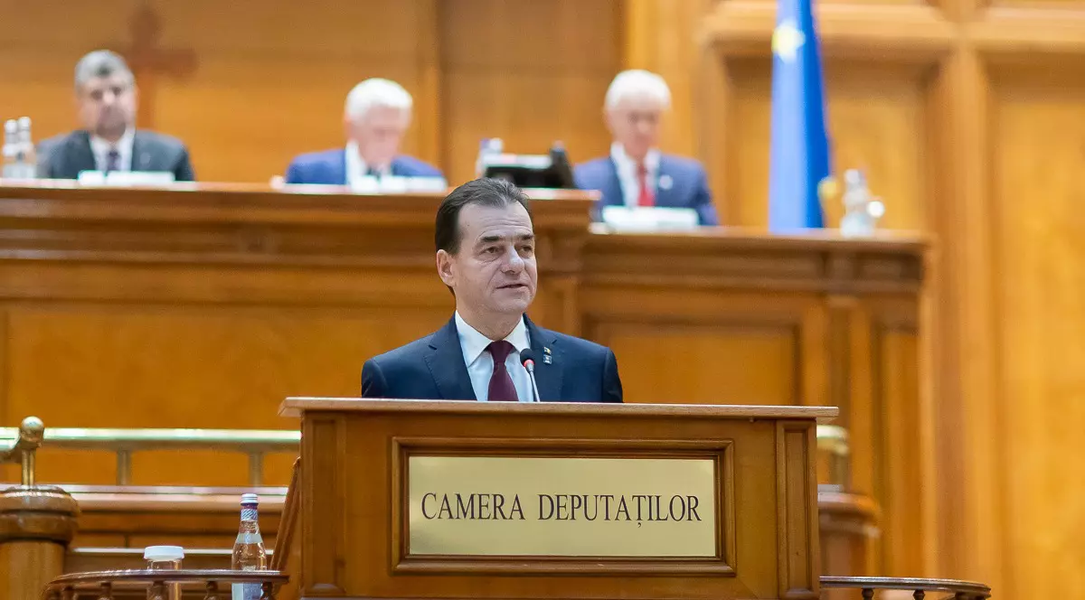 Probleme privind declanşarea alegerilor anticipate. Liberalii sunt la mâna PSD-ului, în Parlament, partidele mici pun condiţii