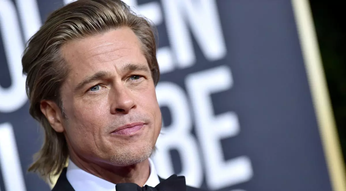 Brad Pitt i-a mulțumit lui Bradley Cooper că l-a ajutat să scape de dependența de alcool