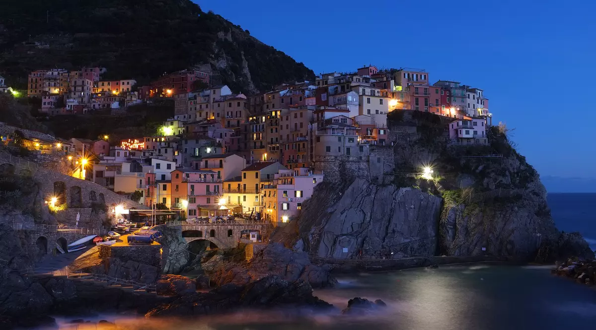 (Publicitate) Plănuiești o escapadă romantică? Iată 3 destinații perfecte pentru un cuplu