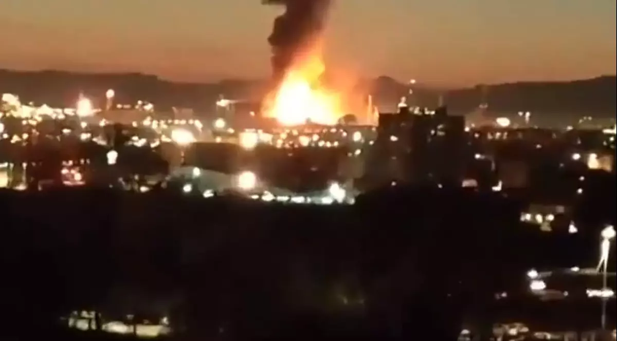Explozie puternică la o uzină chimică din Spania. A fost declanșată alerta chimică