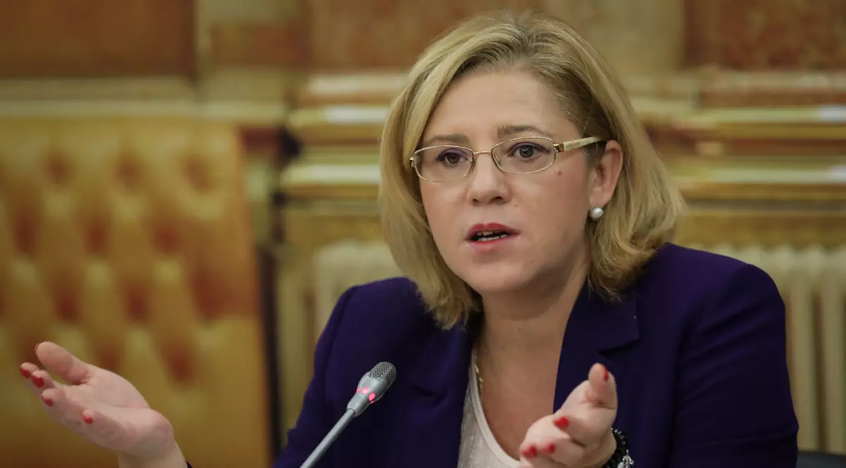 Corina Creţu: Nu există nici la această oră un proiect depus la Comisia Europeană pentru finanţarea Autostrăzii Târgu Mureş – Iaşi