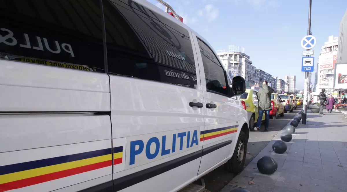 Doi octogenari au provocat un accident, în Botoșani. Victima a traversat printr-un loc nepermis, fără să se asigure