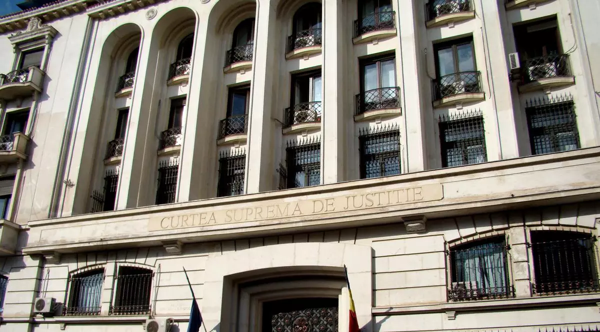 VIDEO Curtea Supremă sesizează CCR cu privire la legea care elimină pensiile de serviciu ale magistraţilor