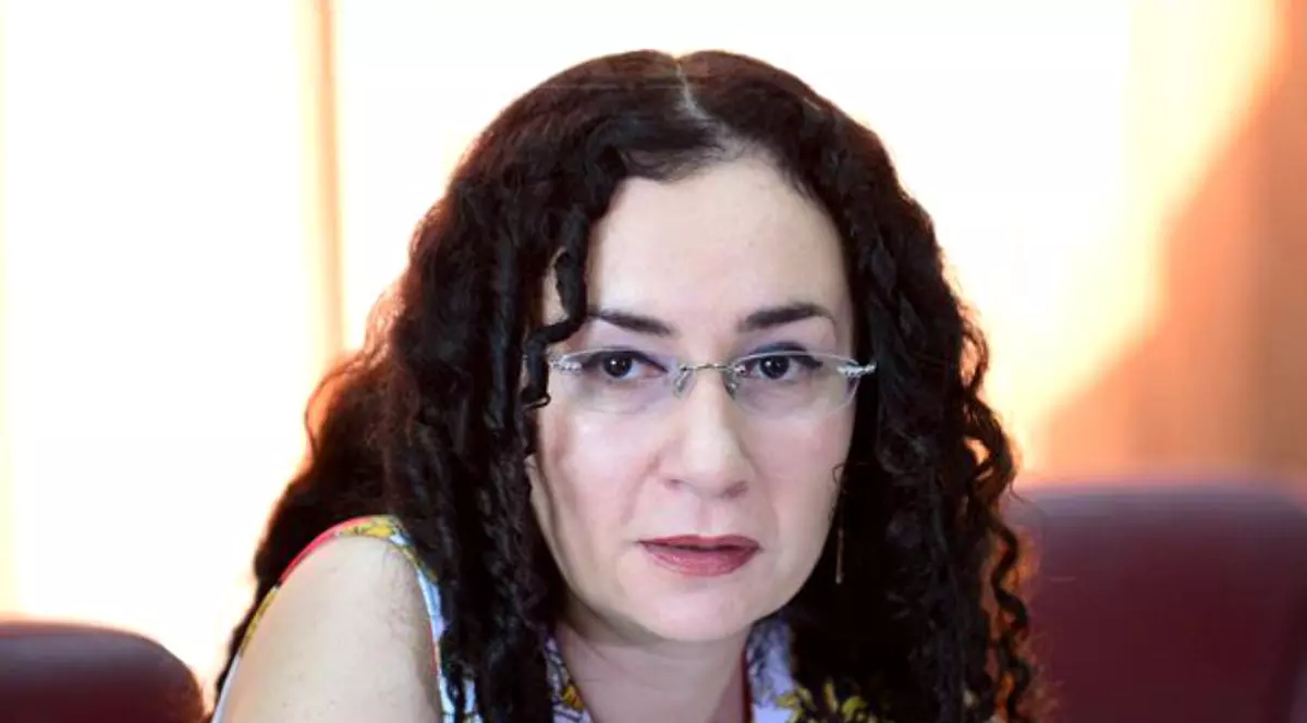 Procurorul Oana Schmidt Hăineală a depus la Judecătoria Bacău o cerere de executare silită a Parchetului General. Care e motivul și ce a decis instanța