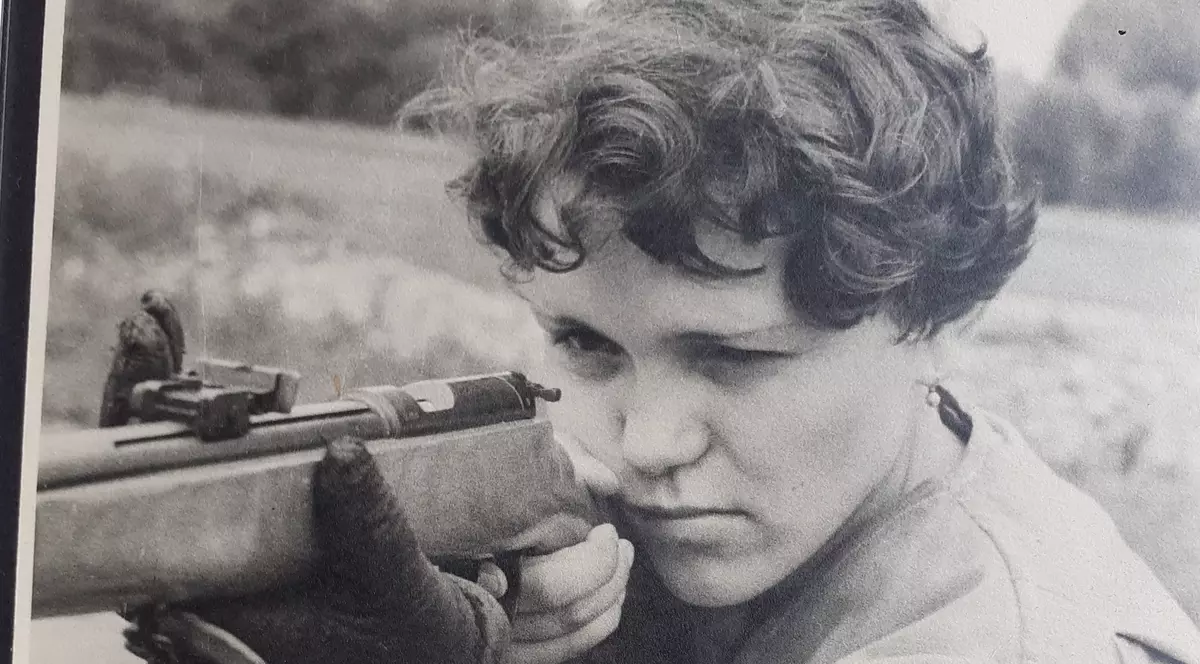 Cazul remarcabilei trăgătoare de tir Rodica Dumitrescu, decedată în 2016 și care a ales să fie înmormântată în cimitirul catolic din Waltrop, Germania