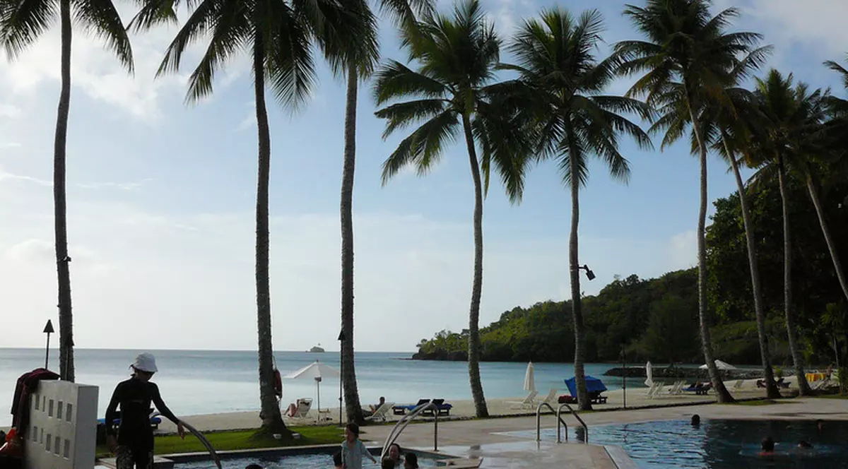 Motivul pentru care o țară a interzis cremele de bronzat