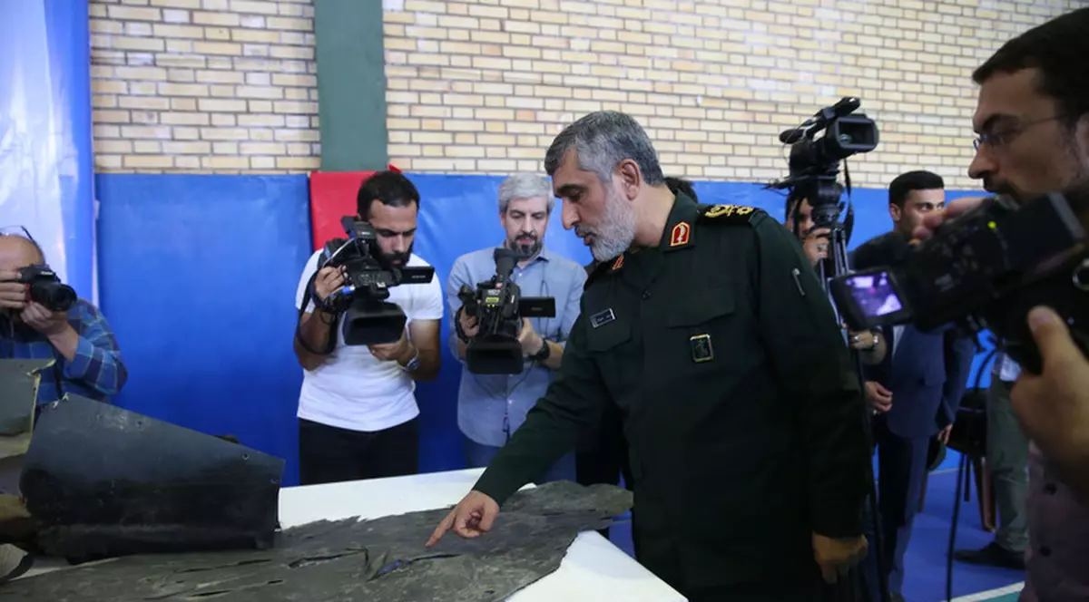 Cine este generalul iranian care își asumă responsabilitatea pentru doborârea avionului: „Aș fi preferat să fi murit”