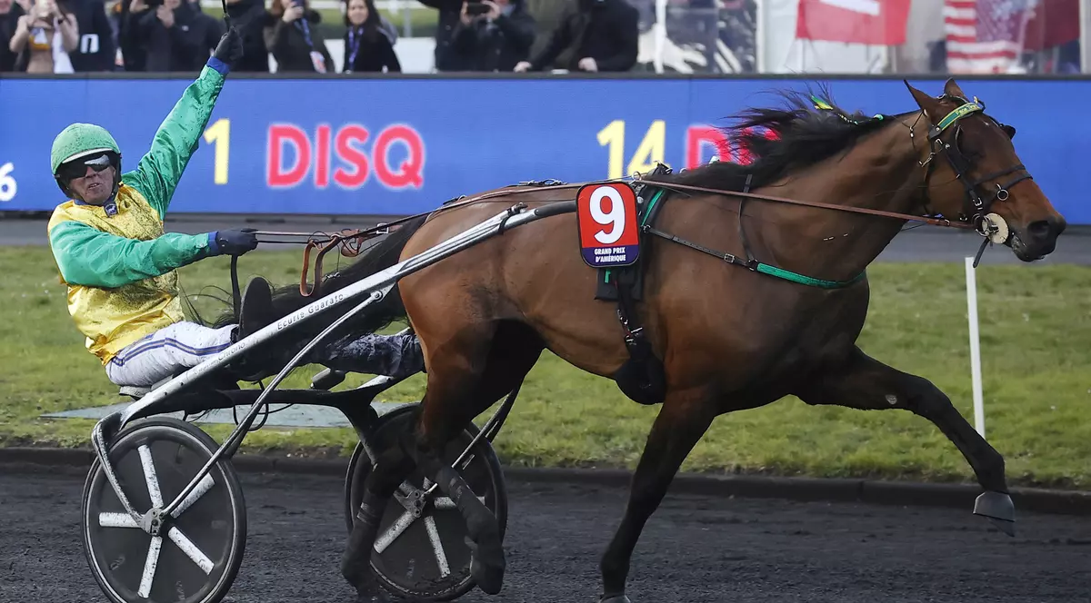 Cai putere! Libertatea a fost la Grand Prix D’Amerique, de pe hipodromul Vincennes din Paris, un eveniment hipic planetar. Campionul mondial de trap a încasat 900.000 de euro