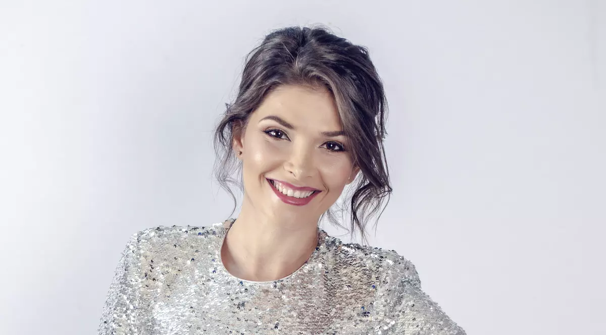 Cum menține pasiunea în cuplu după 5 ani de relație și 3 copii. Alina Pușcaș și soțul ei organizează de câteva ori pe an escapade romantice la hoteluri din București