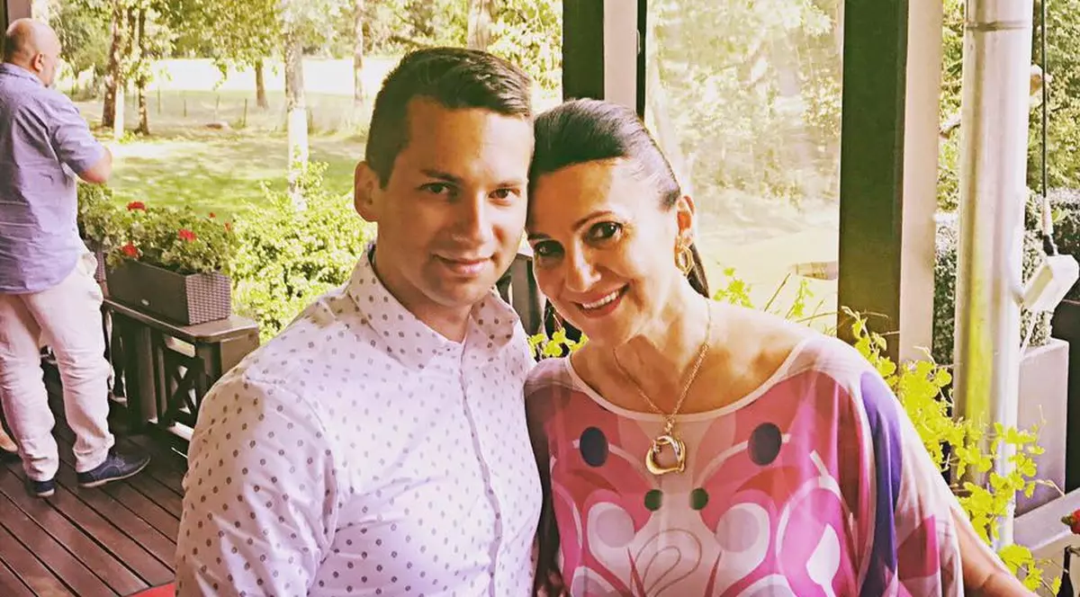 Ionut Pintea si mama lui, Sorina Pintea. Foto: Facebook