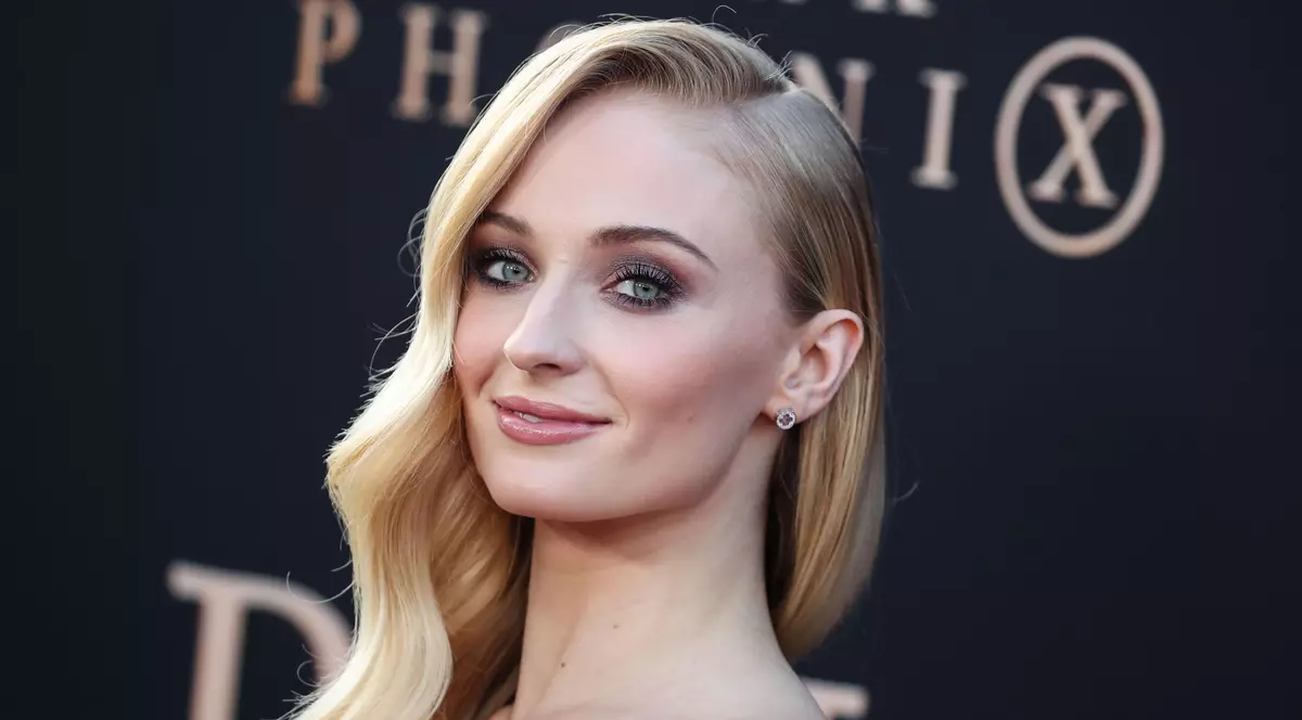 Sophie Turner e gravidă