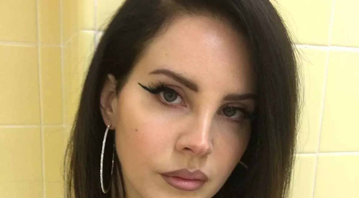 De ce și-a anulat Lana Del Ray concertul în Europa