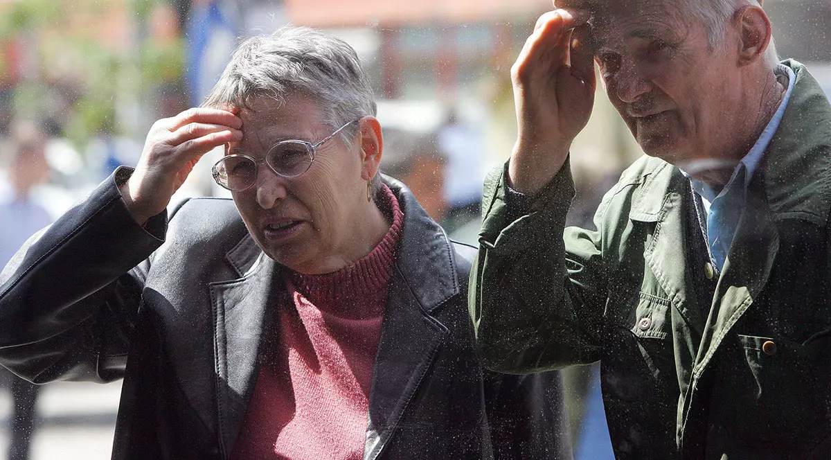 Persoanele care au vârsta de pensionare şi stagiu incomplet de cotizare pot cumpăra maximum şase ani de vechime