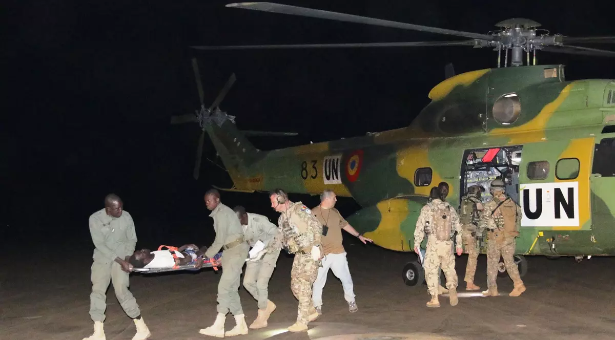 Premieră pentru militarii români din Mali: Au executat o misiune de evacuare medicală pe timp de noapte