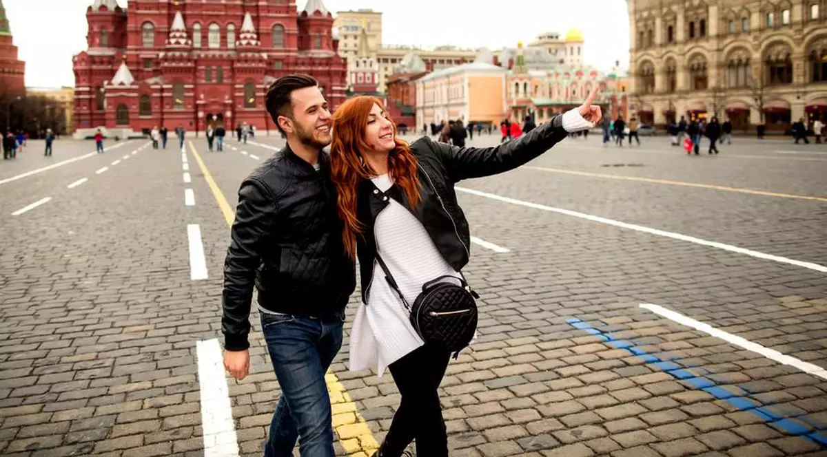 Rusia vrea să interzică hotelurilor să cazeze persoanele necăsătorite în aceeași cameră