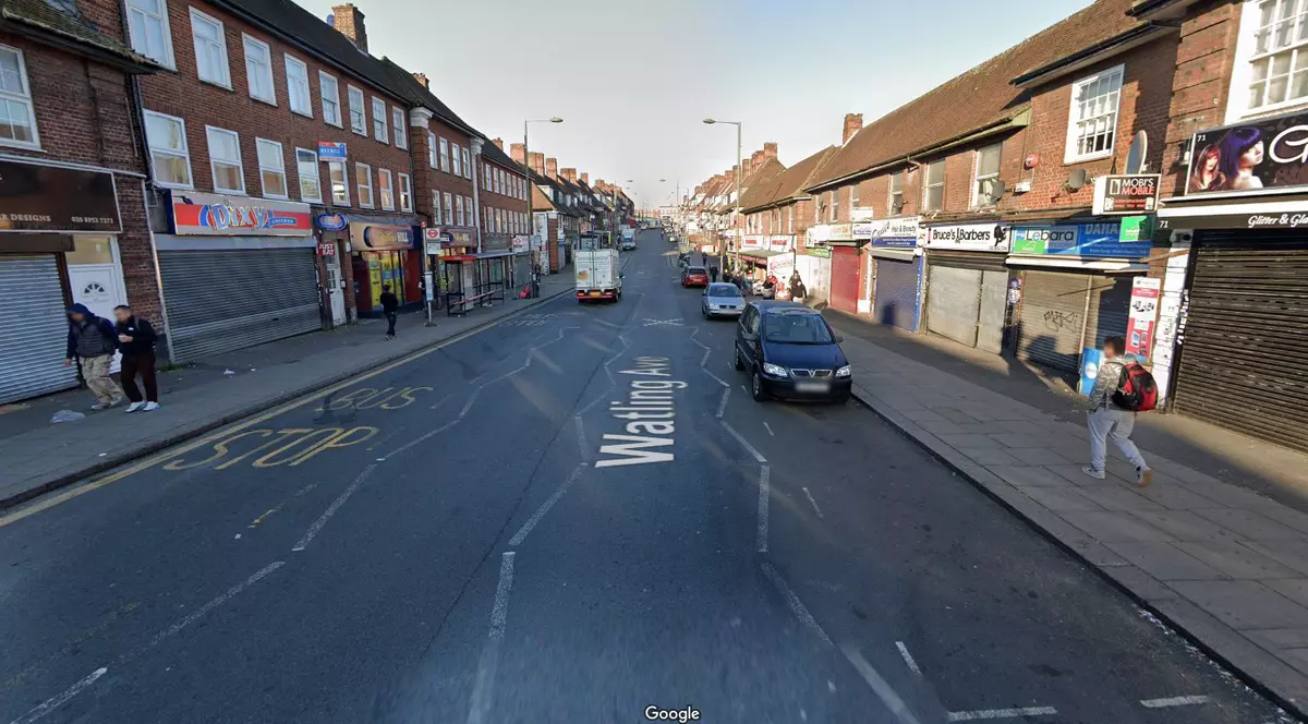 Magazinele românești se află pe Watling Avenue FOTO: Google Maps