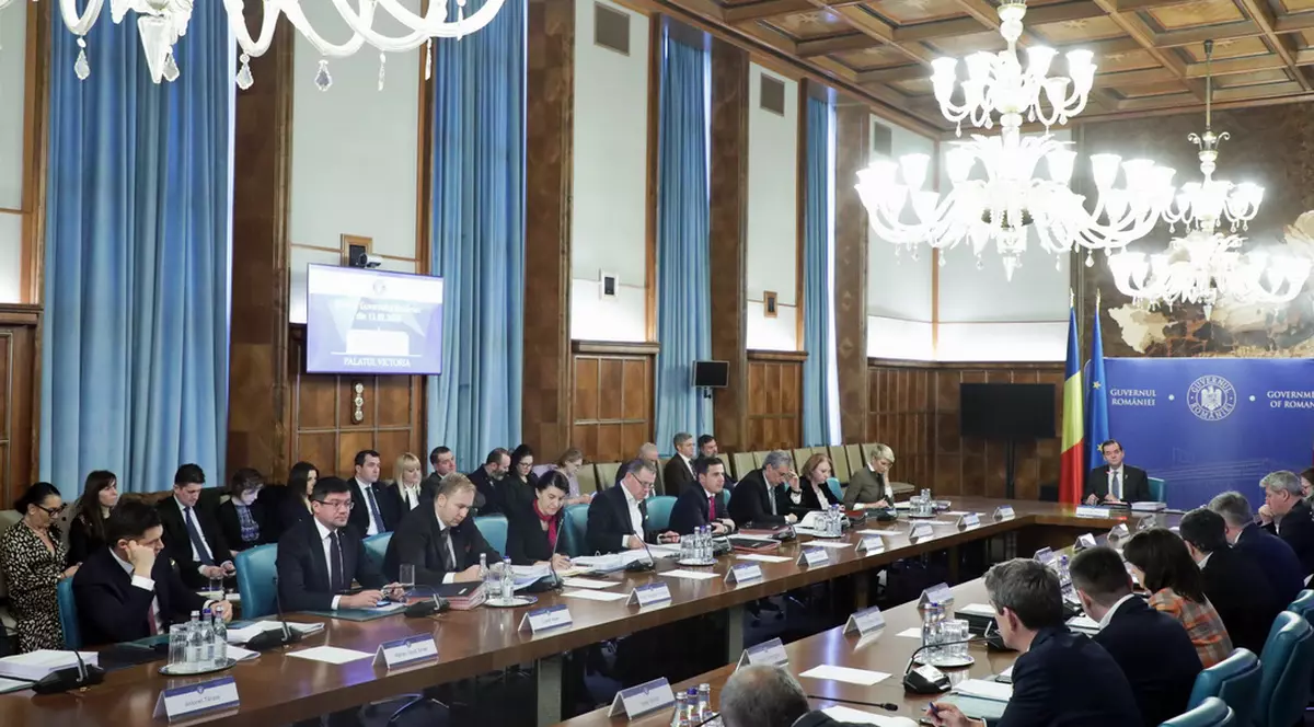 Executivul suplimentează bugetul Ministerului Sănătăţii, cu 450 de milioane de lei, din Fondul de rezervă, pentru spitalele care vor îngriji pacienţii cu coronavirus