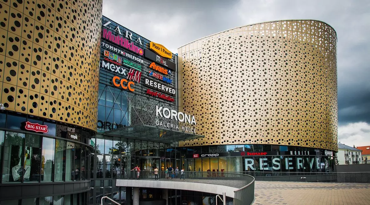 Patronatele din retail cer închiderea mall-urilor. Vânzări cu 100% mai mici în ultimele săptămâni. Sunt afectați 3.000 de angajați