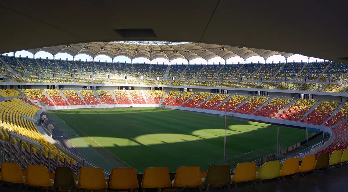 Meciurile de fotbal  se joacă fără spectatori din cauza coronavirusului