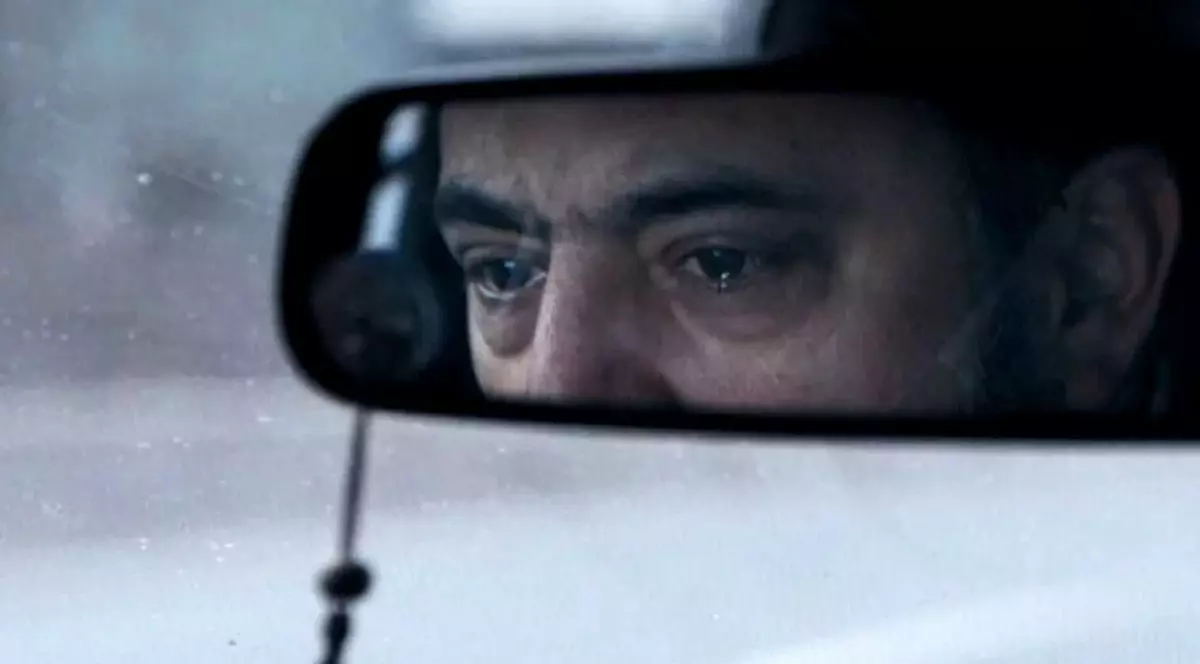 “Uitaţi-vă la ”Colectiv” pe HBO! Ca să înţelegeţi că dacă nu era presa din România, acum ne dezinfectam cu apa chioară de la Hexi!”