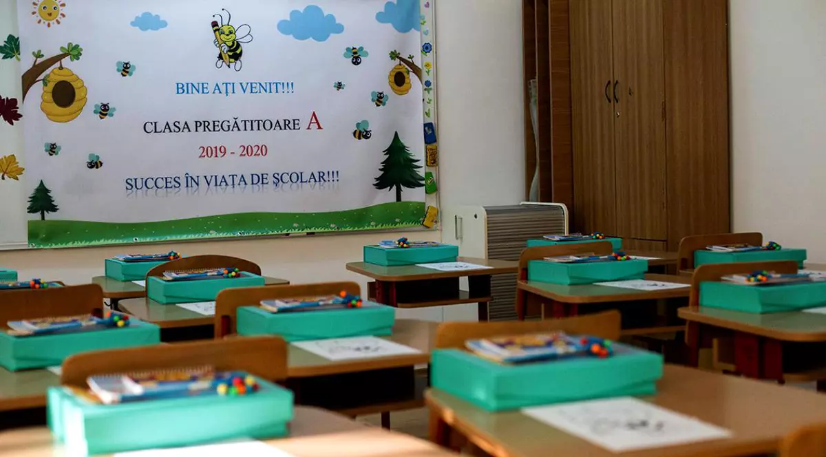 VIDEO Școlile și grădinițele se închid de miercuri, până pe 22 martie, din cauza coronavirusului