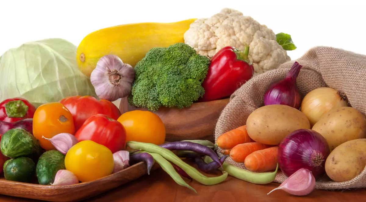 Fructe și legume pe care le poți păstra mai mult timp fără să se strice