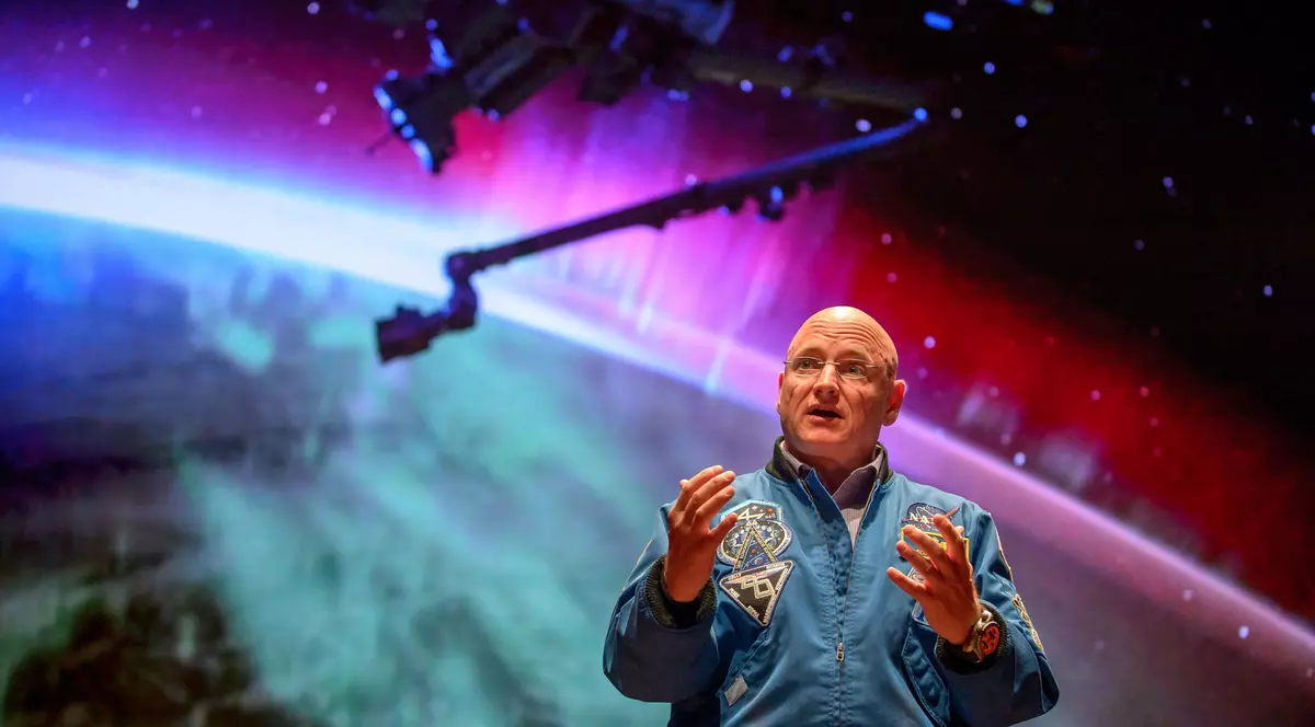 Un astronaut ne învață cum să facem față izolării