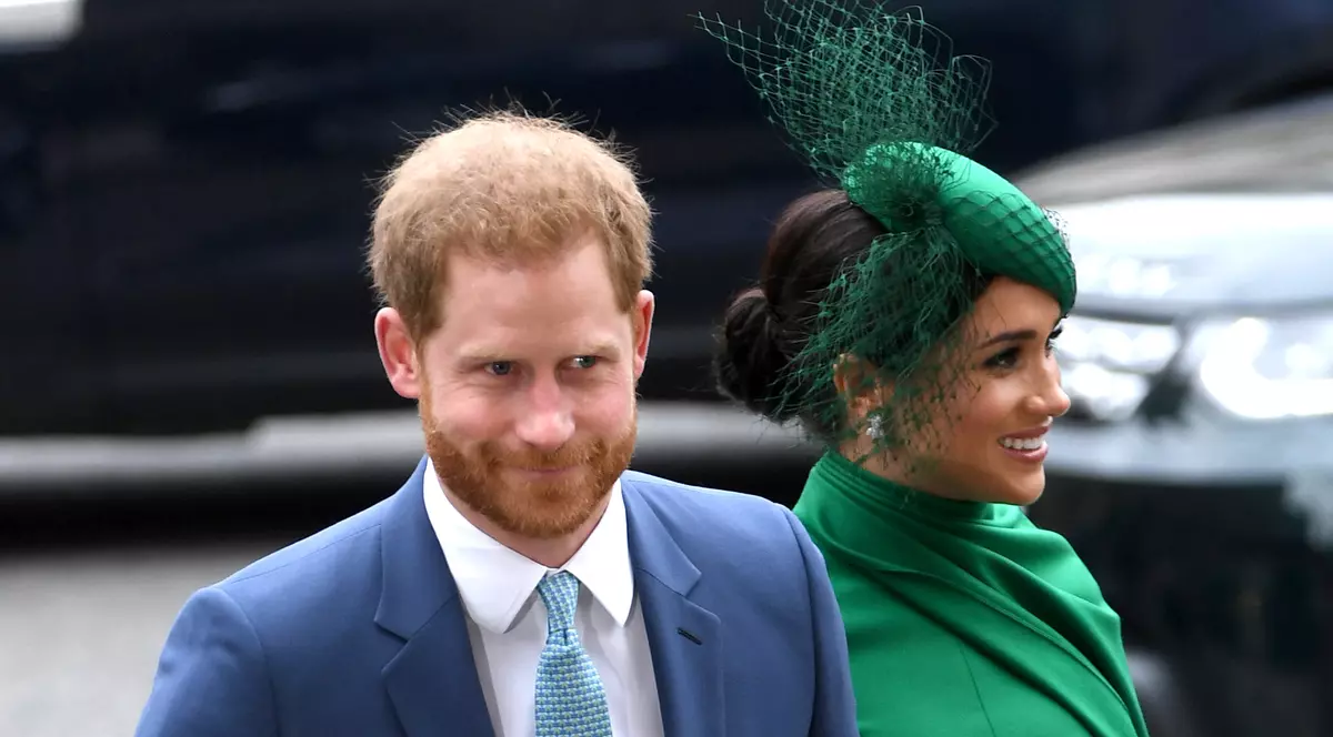 Presa britanică: Meghan Markle i-a interzis prințului Harry să călătorească pentru a-și vizita tatăl infectat cu coronavirus