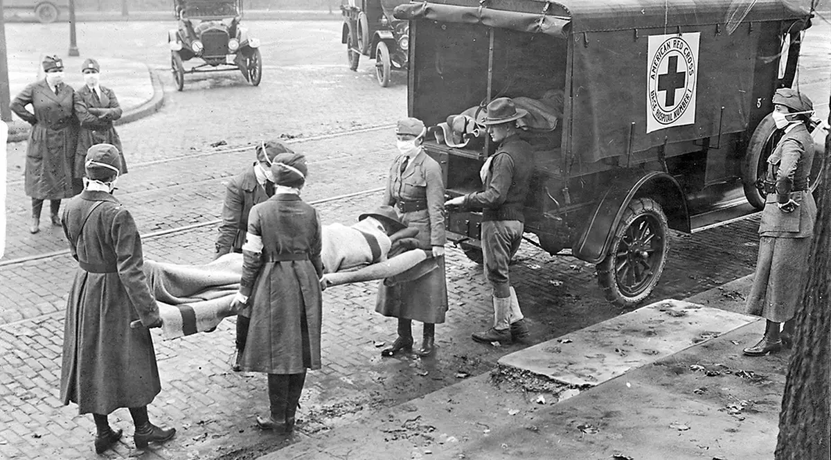 Imagine din St. Louis, în timpul gripei din 1918