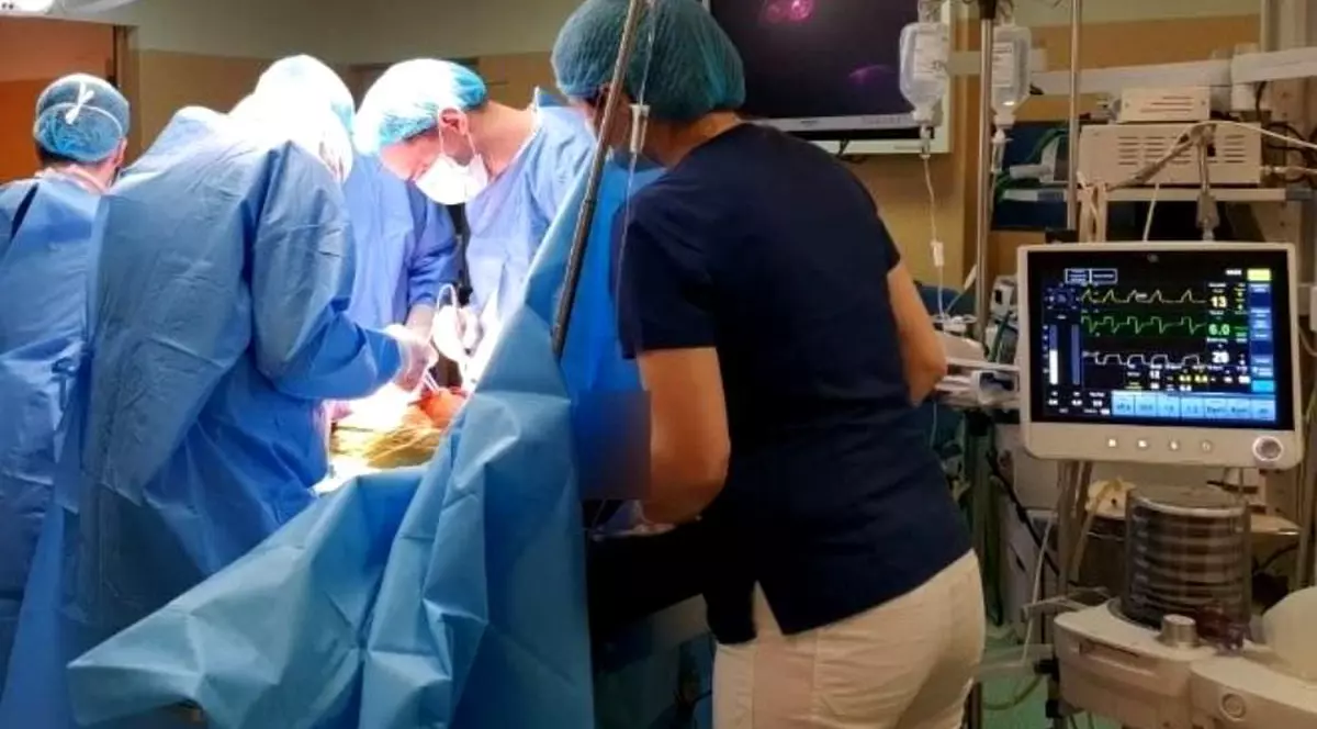 Grupul de Comunicare Strategică: 35 de cadre medicale de la Spitalul Universitar București şi 75 de pacienţi, infectați cu Covid-19