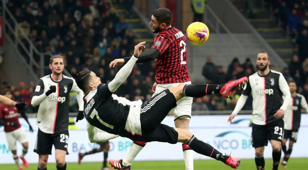 Campionatul de fotbal din Italia a fost suspendat la ordinul guvernului