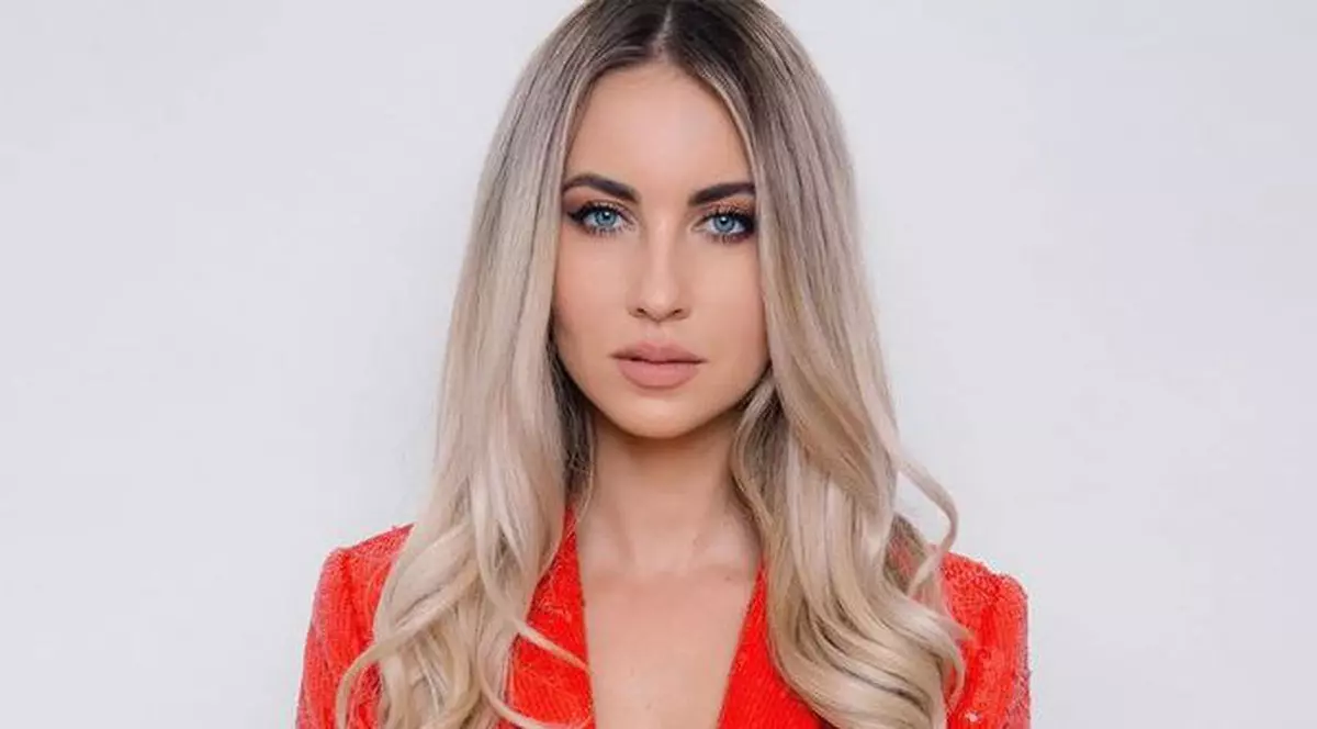 Ce făceau anul trecut vedetele de Sărbători! Otniela Sandu: “Anul trecut, de Paște eram în Cipru, pe o terasă la înălțime, undeva pe faleza și mă uitam la vaporașe”