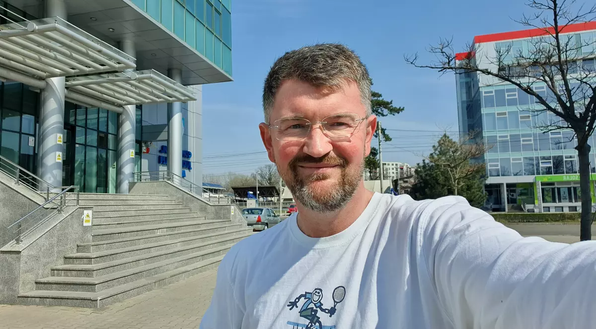 Experiența din spital a pacientului 102: ”Te simți suspendat între viață și moarte”. Andrei spune că boala i-a schimbat prioritățile