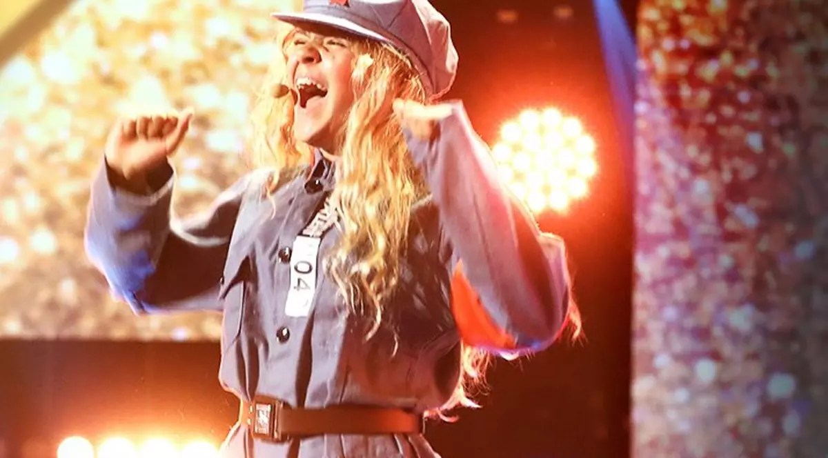 Al zecelea Golden Buzz de la Românii au talent, sezonul 10. Andra a apăsat butonul auriu pentru Siena Vușcan