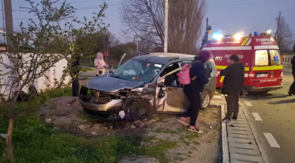 Microbuz cu 18 pasageri, implicat într-un accident, în Giurgiu. Care este bilanțul victimelor